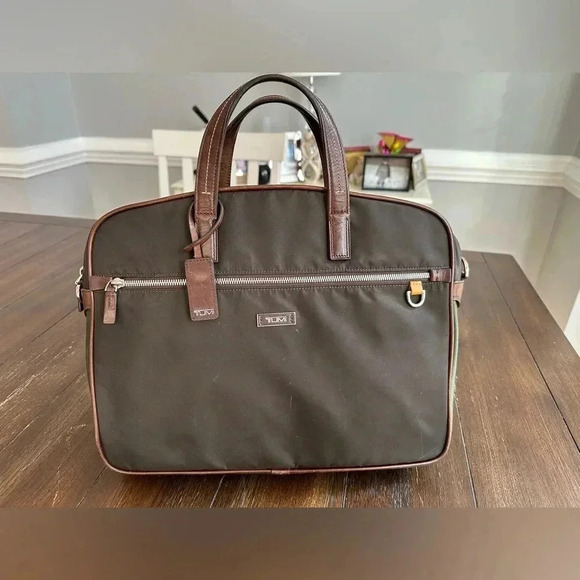 Tumi slim briefcase - Picture 11 of 15